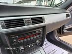 BMW 320 d Touring - 33