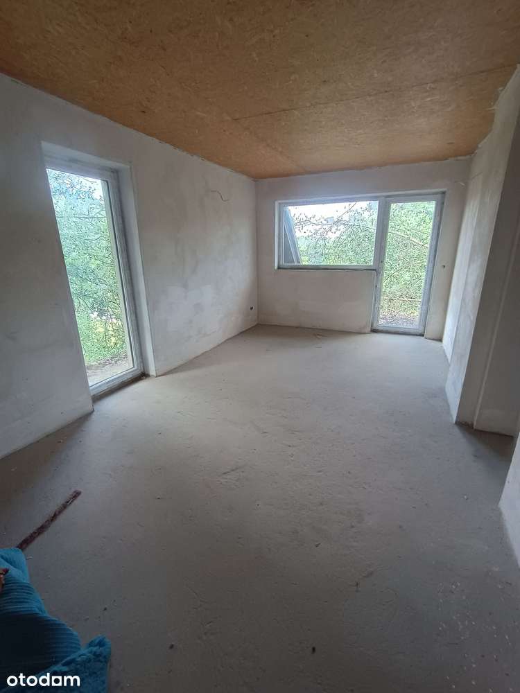 Dom z potencjałem w cichym miejscu-5