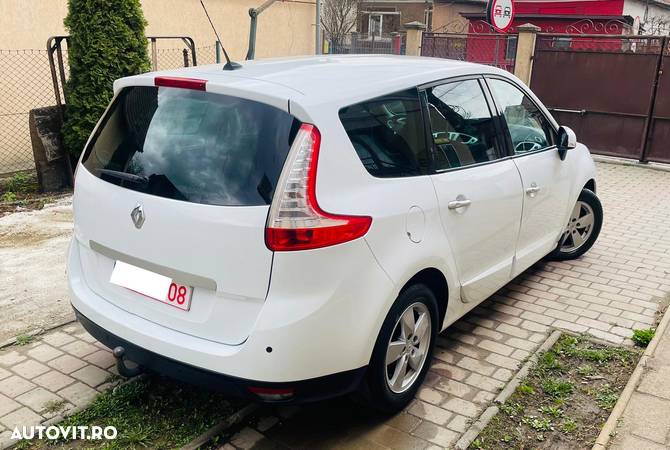 Renault Scenic - 4