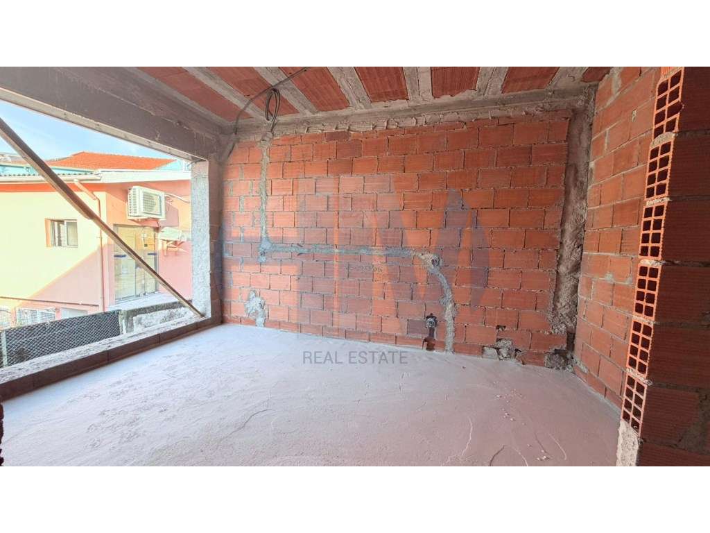 Moradia T4 em Construção - Fânzeres, Gondomar-12