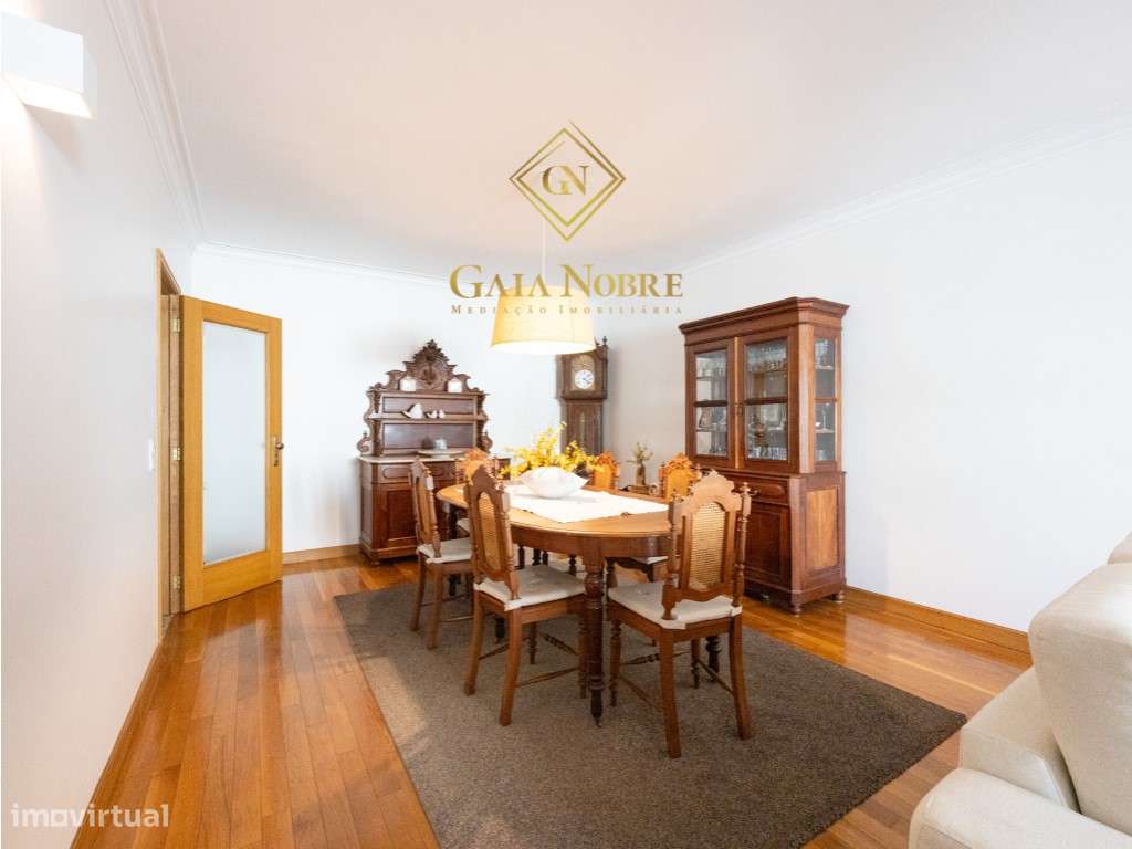 Moradia T4 em Vilar do Paraíso-6