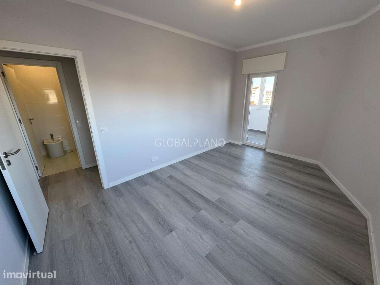 Apartamento T3 Avenida 25 de Abril-13
