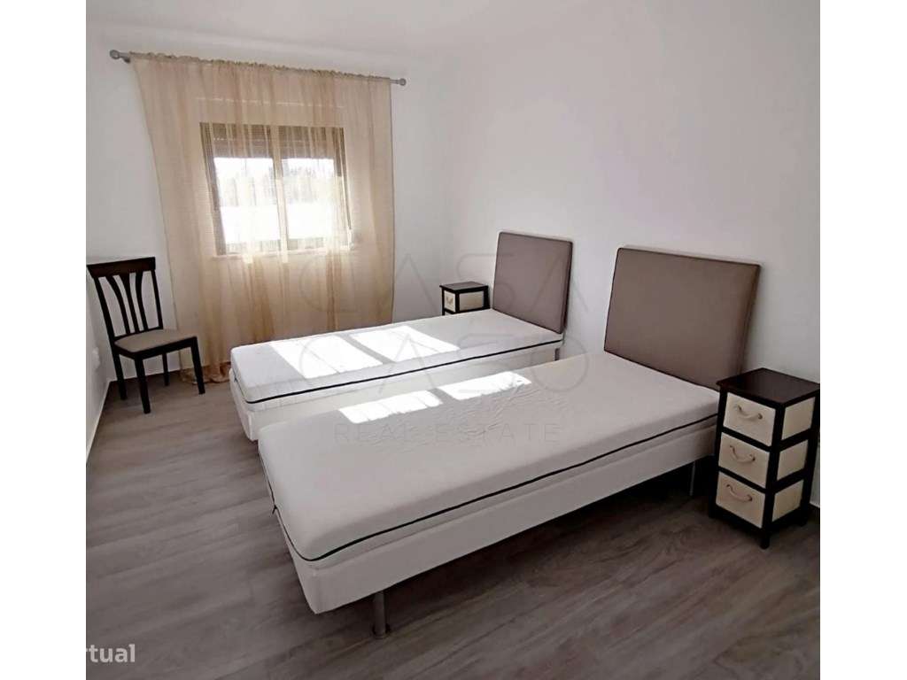 Moradia térrea com logradouro, piscina e estacionamento em Grândola-29