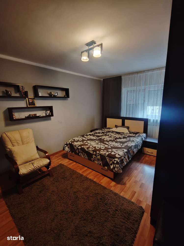 Apartament spațios 3 camere-Superfinisat-Brădet – str. P.I. Sima - Imagine principală: 4/15