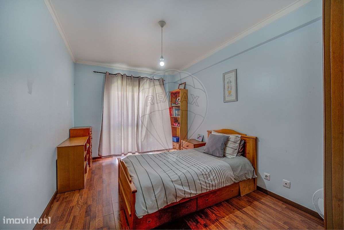 Apartamento T3 em Quinta do Conde-9