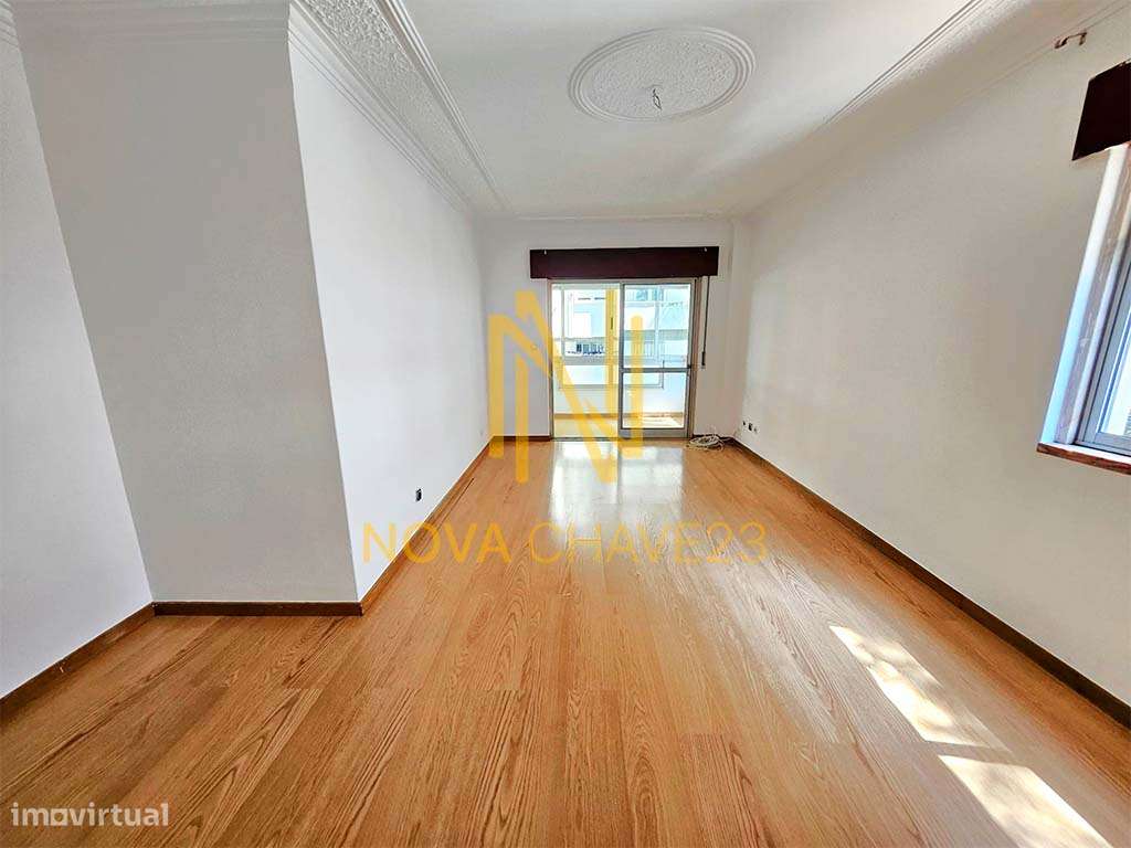 T3 Alto do Colaride, excelentes áreas, 2 WC-16