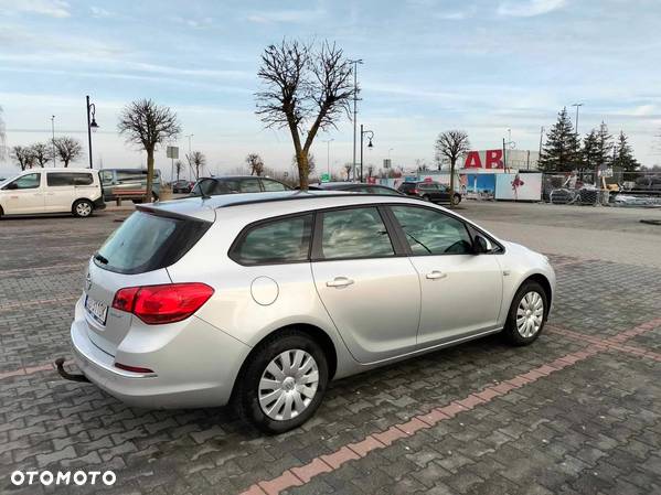 Opel Astra IV 1.4 Enjoy - 4