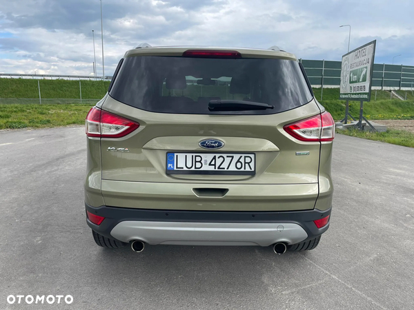 Ford Kuga 1.6 EcoBoost 2x4 Titanium - 6