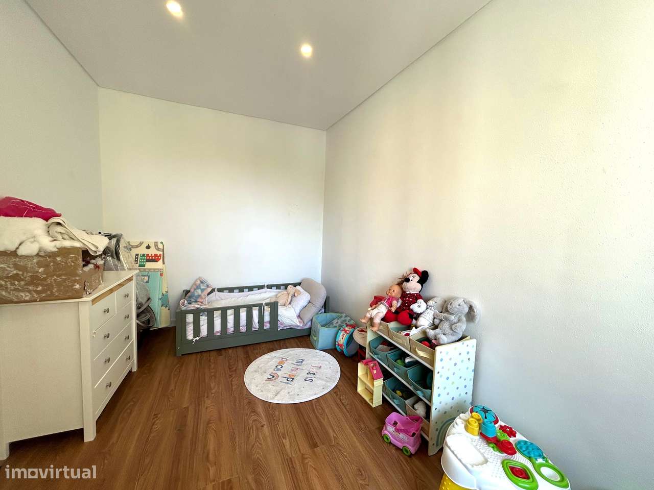Apartamento remodelado T2 - Miratejo-19