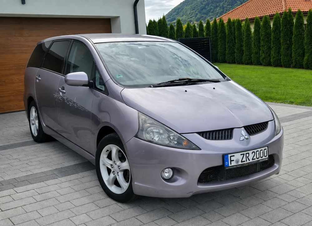Mitsubishi Grandis 2.0 DI-D 6-Sitzer Intense 2005