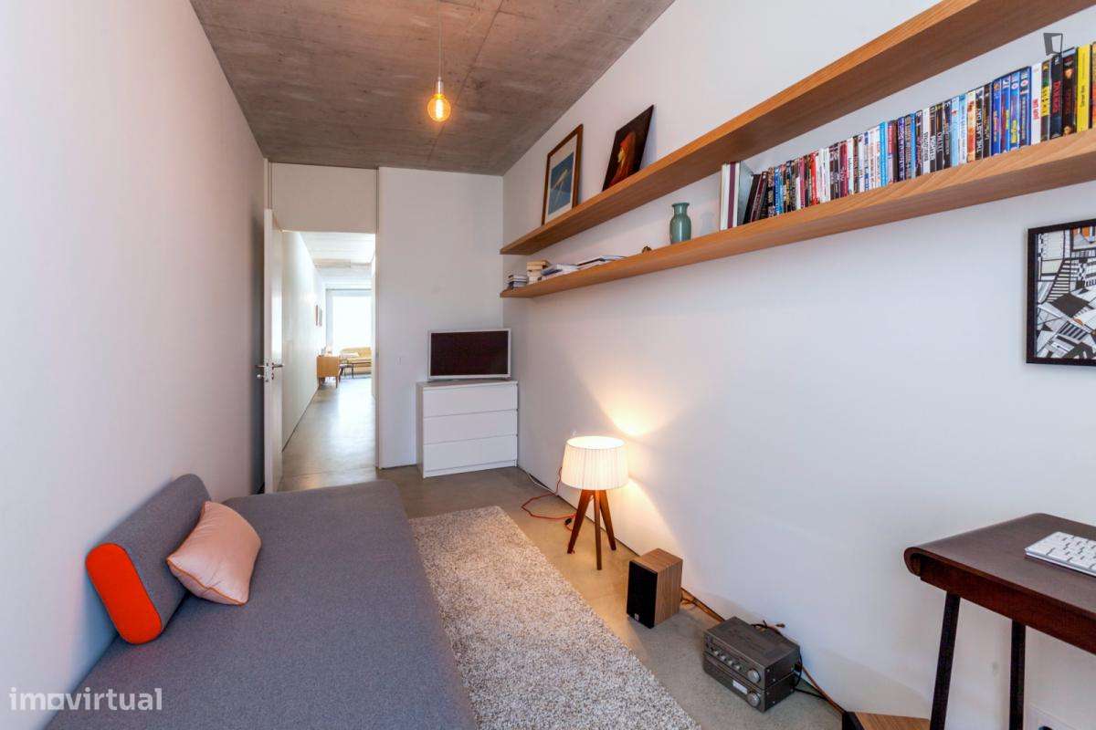 Apartamento com 2 quartos - localizado em Cedofeita Porto - Grande imagem: 2/10