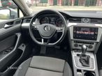 VW Passat Variant 1.6 TDI Highline DSG - 14