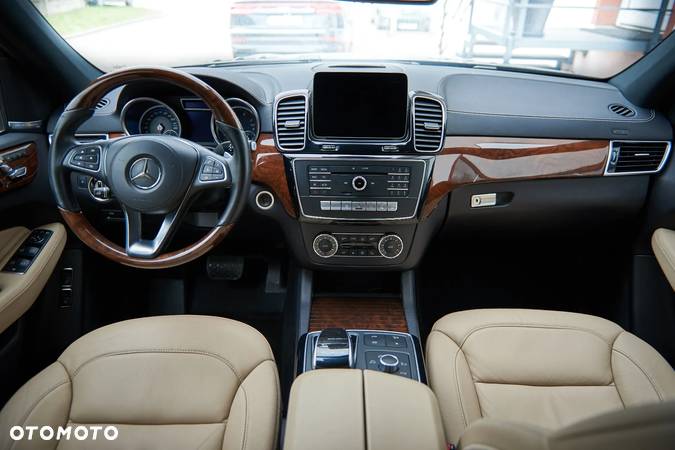 Mercedes-Benz GLS 450 4Matic 9G-TRONIC - 27