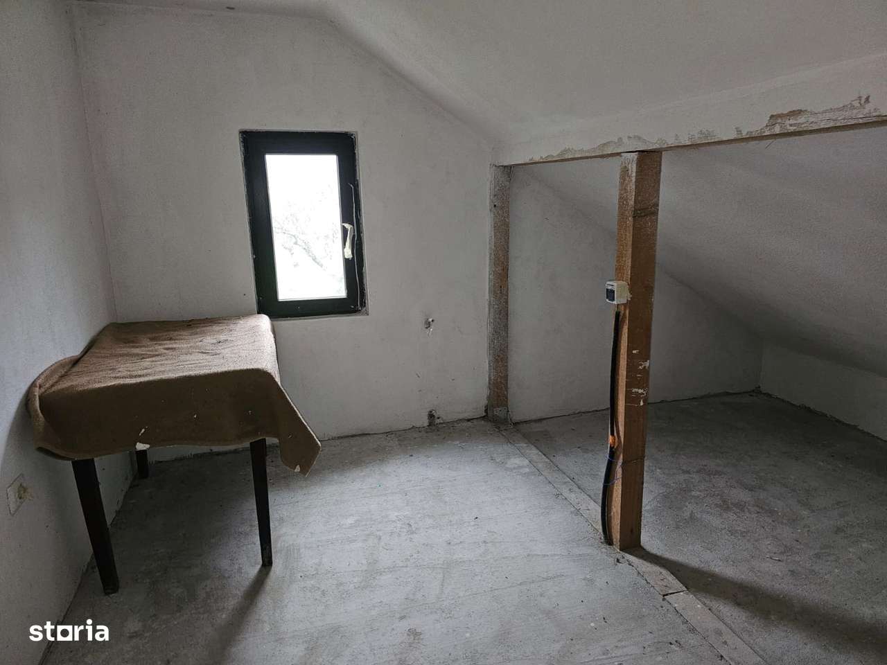 Casă de vânzare în comuna Mușătești, sat Mușătești, județ Argeș.-11