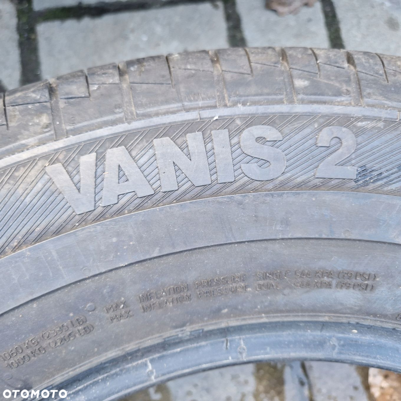 BARUM VANIS 2 205/75R16C 110/108R 8mm 6X 17R - 8