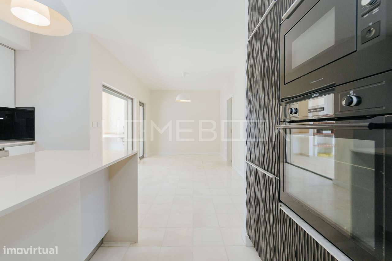 MORADIA T4+1 VÁRZEA DE SINTRA, 3 PISOS, GARAGEM e PISCINA-16