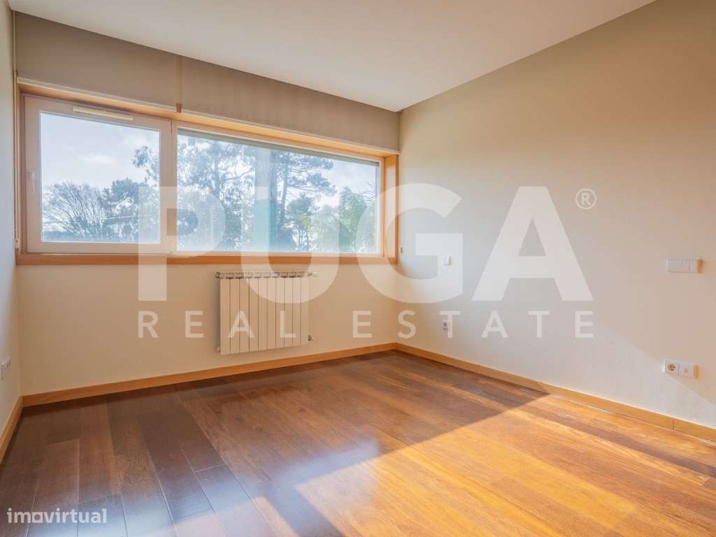 Moradia T3 Transformada em T4 com 4 Suites e Garagem para 5 Carros ...-12