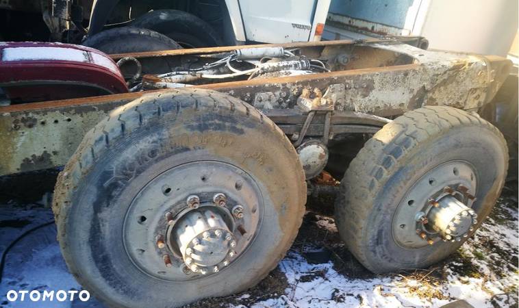 VOLVO FL10 320KM 8X4 SILNIK SKRZYNIA ZAWIESZENIE MOSTY CZĘŚCI - 4