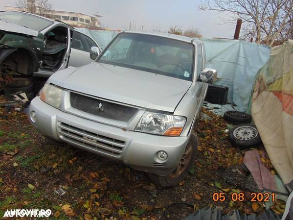 Oglinda Dreapta mitsubishi Pajero 2004 SUV Argintiu - 2