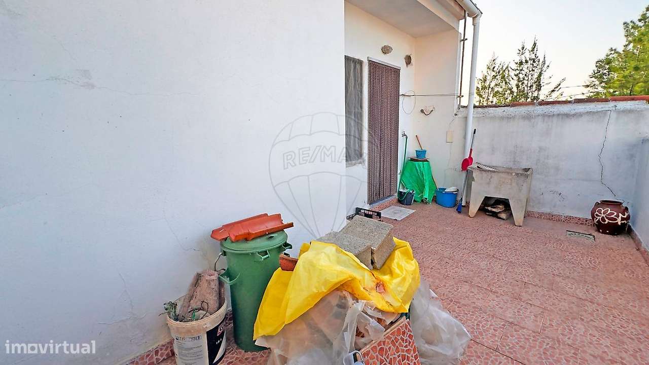 Moradia T2 para venda-23