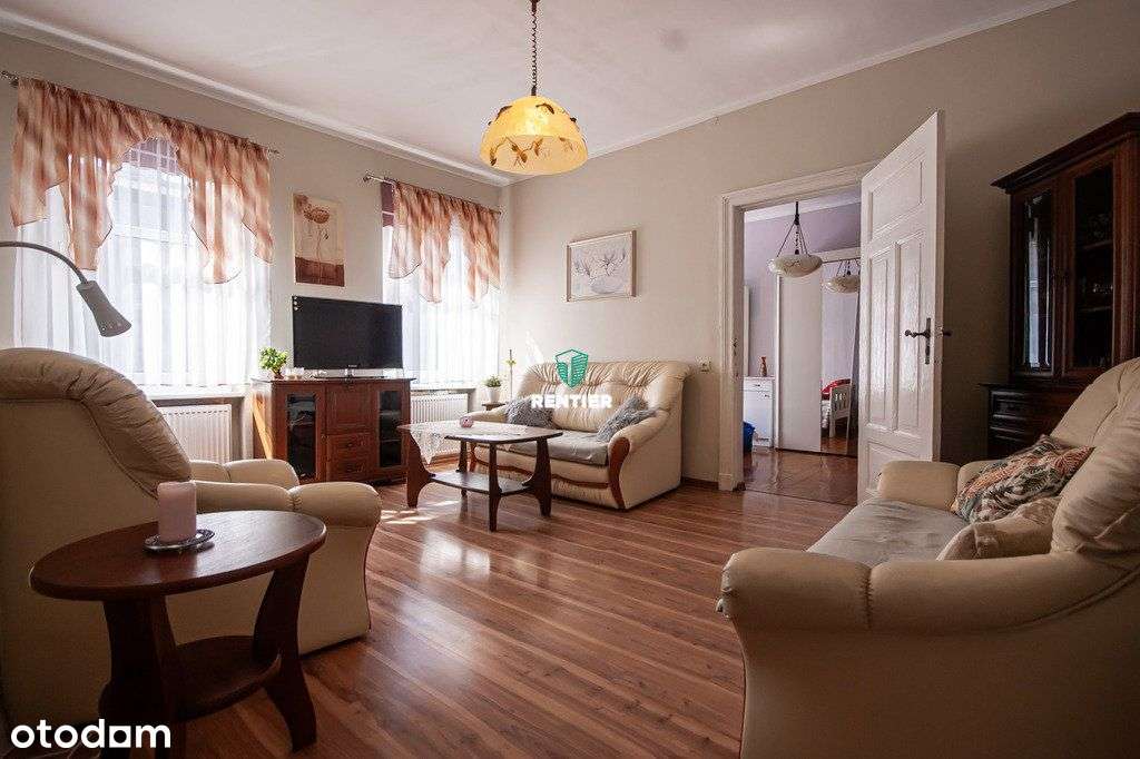 Na Sprzedaż dwa pok Kamienica w centrum al.Piastów-1