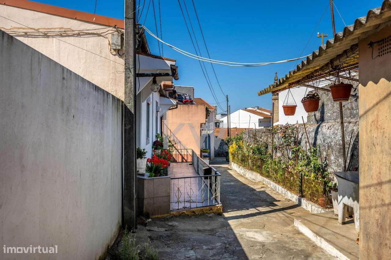 Descubra o refúgio perfeito em Santo Ovídeo  - Moradia Térrea  T1 tipo - Grande imagem: 4/26