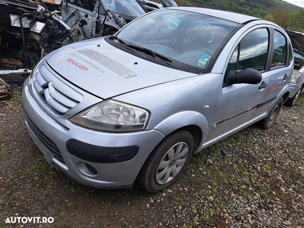 Piese/Dezmembrez Citroën C3 motor 1.4 benzină - 2