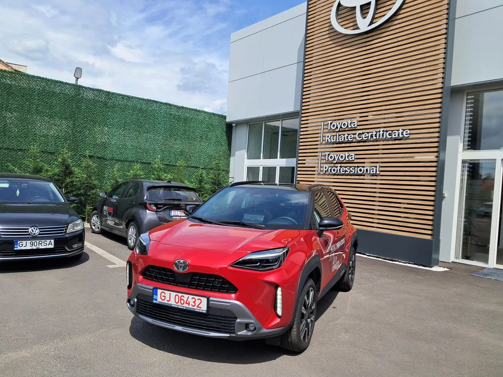 Toyota Yaris Cross 1.5 VVT-i HSD 4x2 Exclusive Adventure 2025