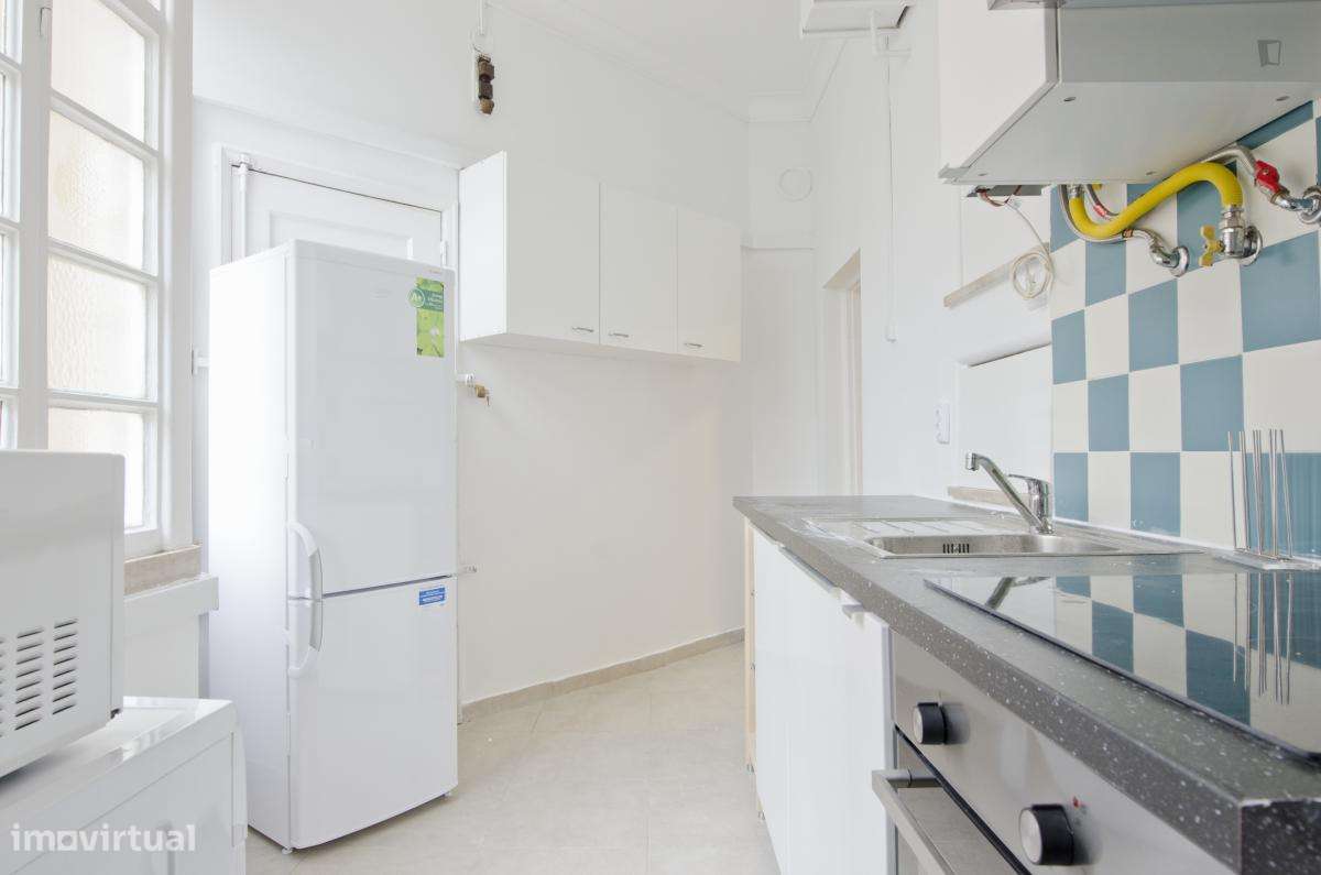 Quarto - localizado em Entrecampos Lisbon - Grande imagem: 3/17