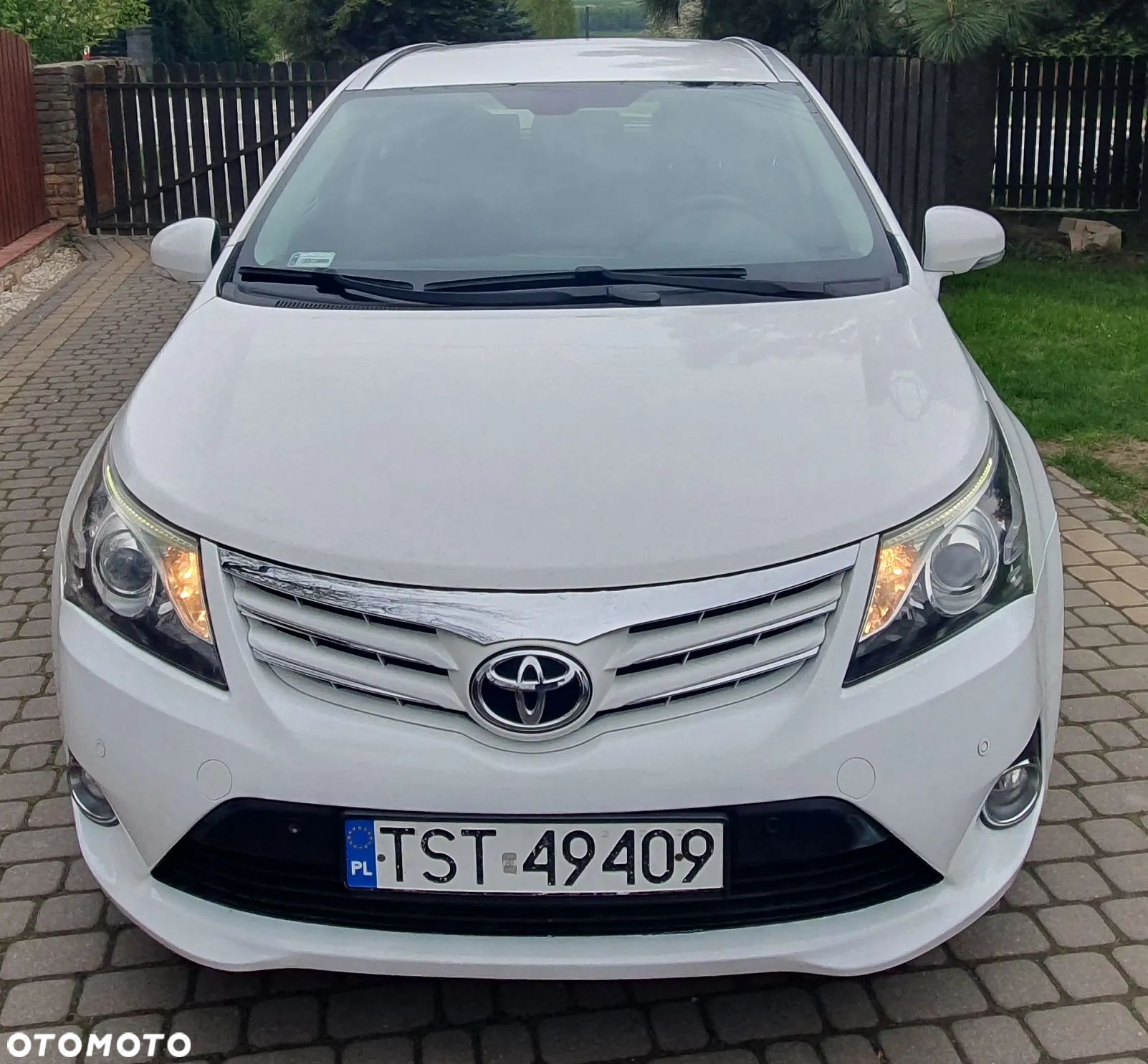 Toyota Avensis - 1