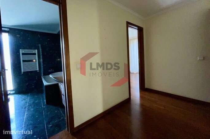 Fantástico apartamento T3 com 159 m² - Rua dos Miosótis - Paranhos-20