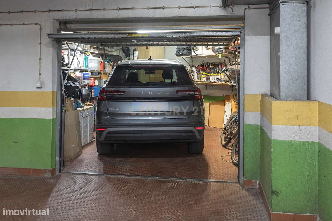 Apartamento T3 Miraflores - Oeiras com Garagem Box-8