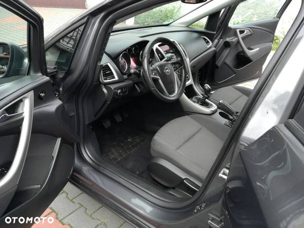 Opel Astra 1.4 Turbo Sports Tourer - 9