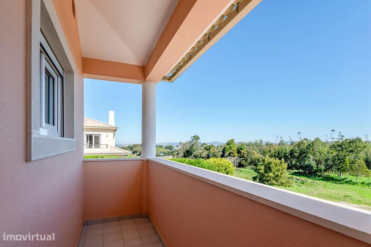 Moradia T3 com Jardim e Garagem | Construída em 2011 | São Pedro...-40