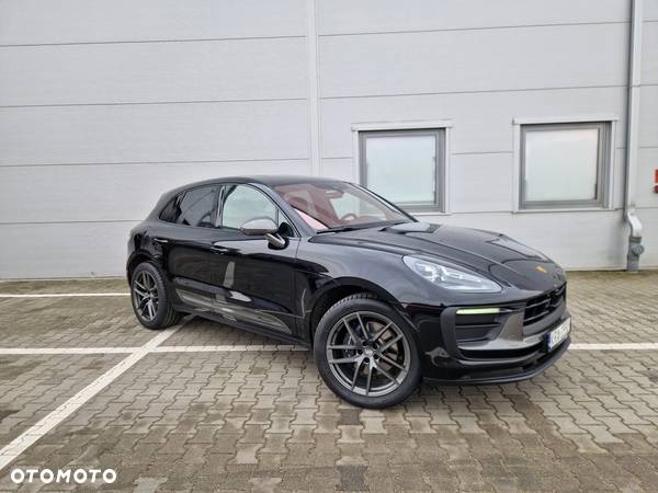 Porsche Macan T - 1