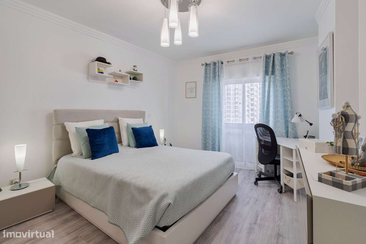 SANTA MARTA DO PINHAL - T2 com Garagem e Arrecadação!-14