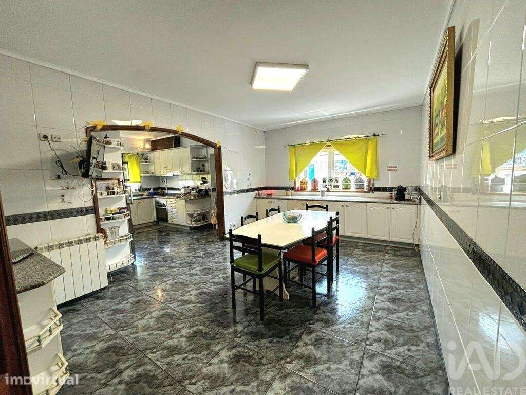 Casa T4 em Gafanha da Encarnação de 258,00 m2 - Grande imagem: 5/30