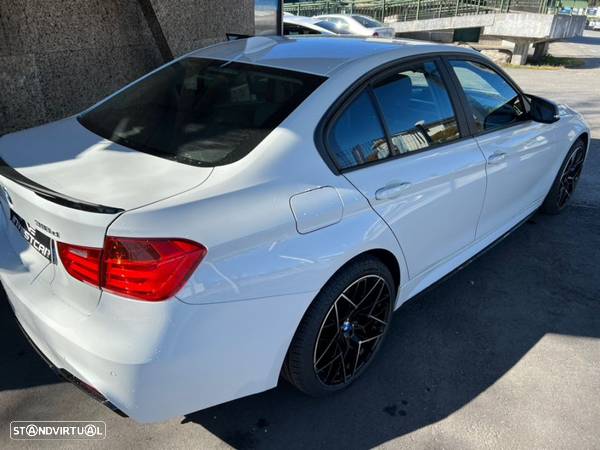 BMW 318 d Line Sport - 17