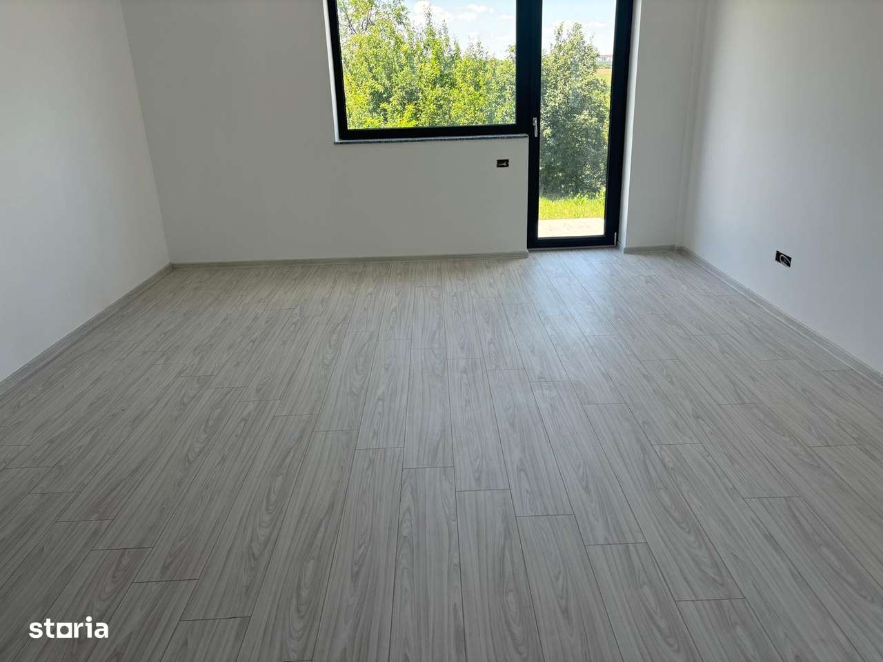 Casa noua cu 5 camere in zona Barnova - Visan - Imagine principală: 4/11