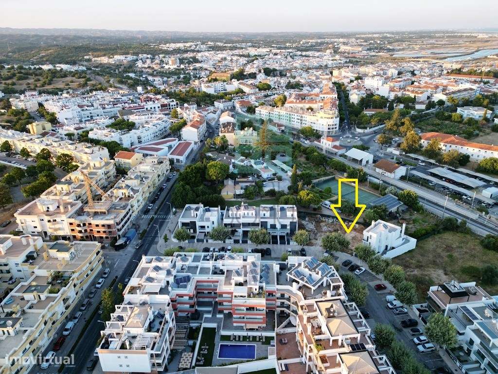 Lote com projeto aprovado, piscina e vistas de mar, centro de Tavir...-18