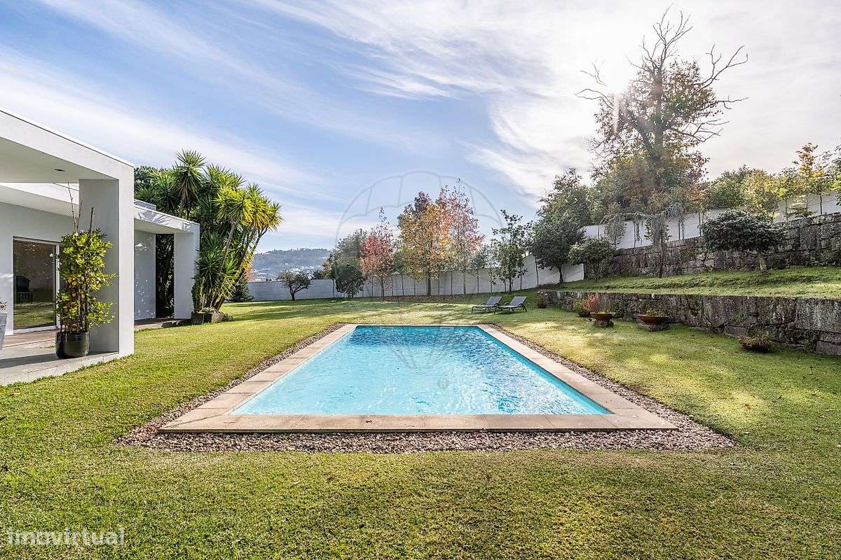 Moradia T4 para venda-2