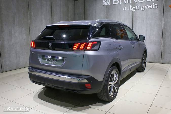 Peugeot 3008 1.6 Hybrid Allure Pack e-EAT8 - 17