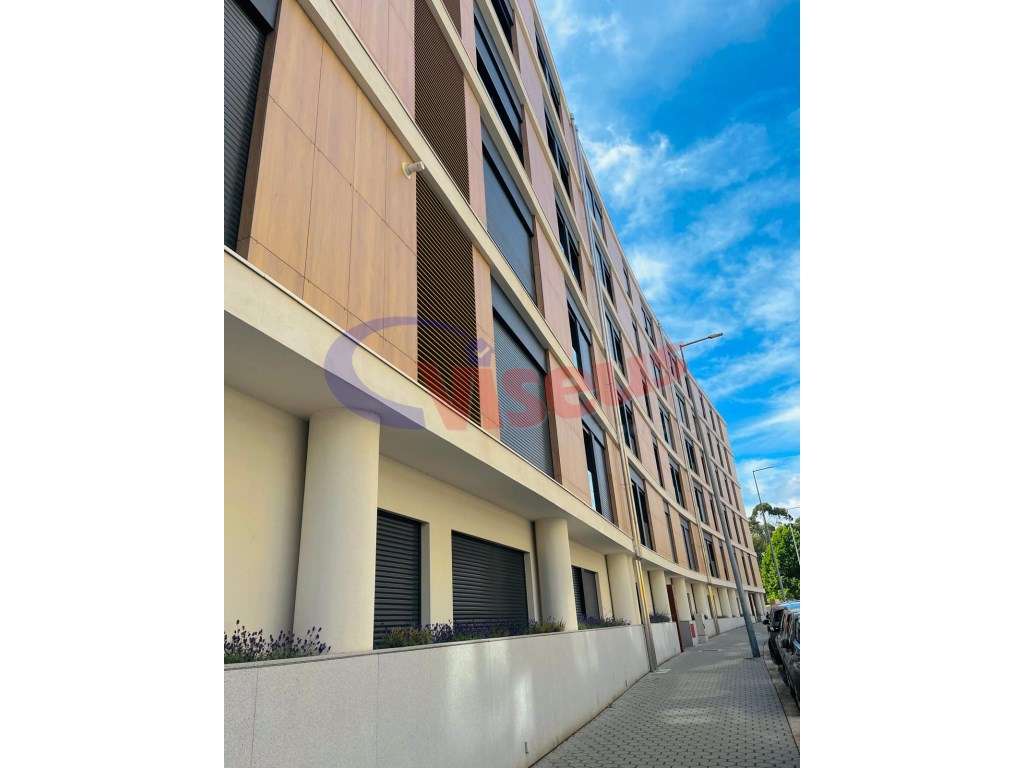 Apartamento T2 Oliveira do Douro-31