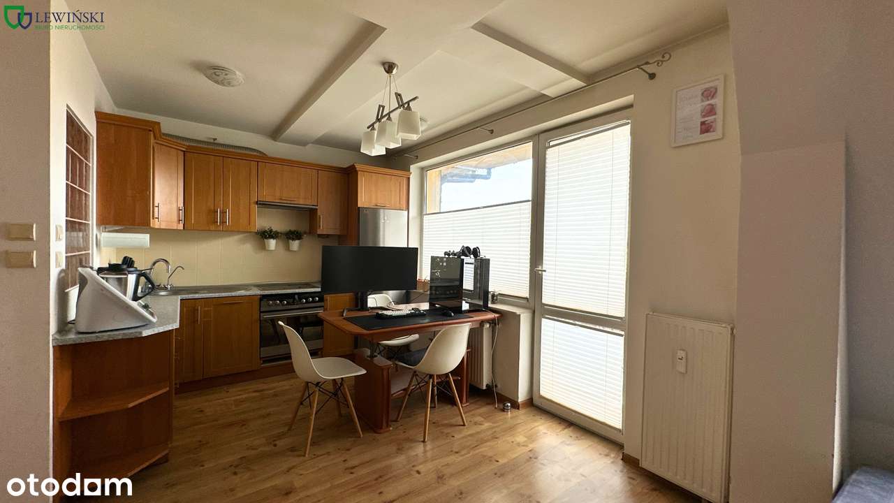 Mieszkanie z antresolą w bloku z 2004 roku - Pełny obrazek: 4/14