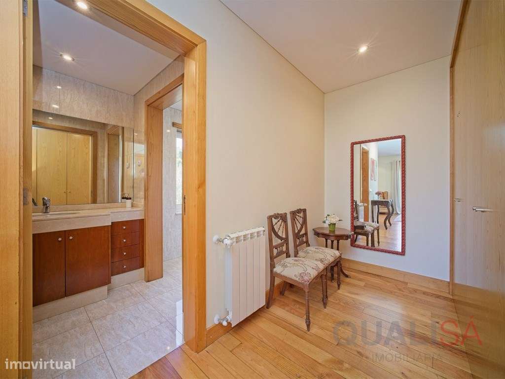 Moradia com piscina, jardim e bosque localizada na Encosta do Bom J...-7