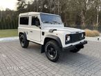 Land Rover Defender - 2