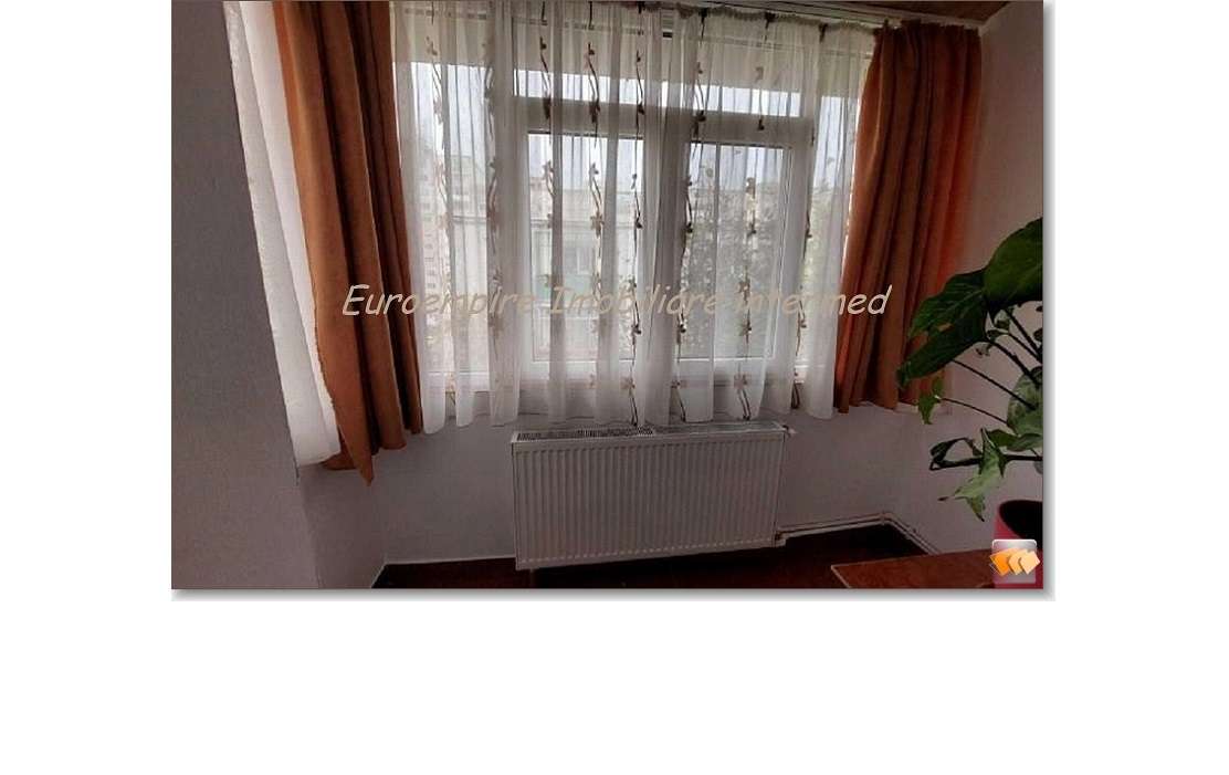 Apartament 3 camere de vanzare Casa de Cultura-5