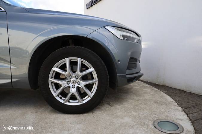 Volvo XC 60 2.0 D4 Momentum Plus - 6