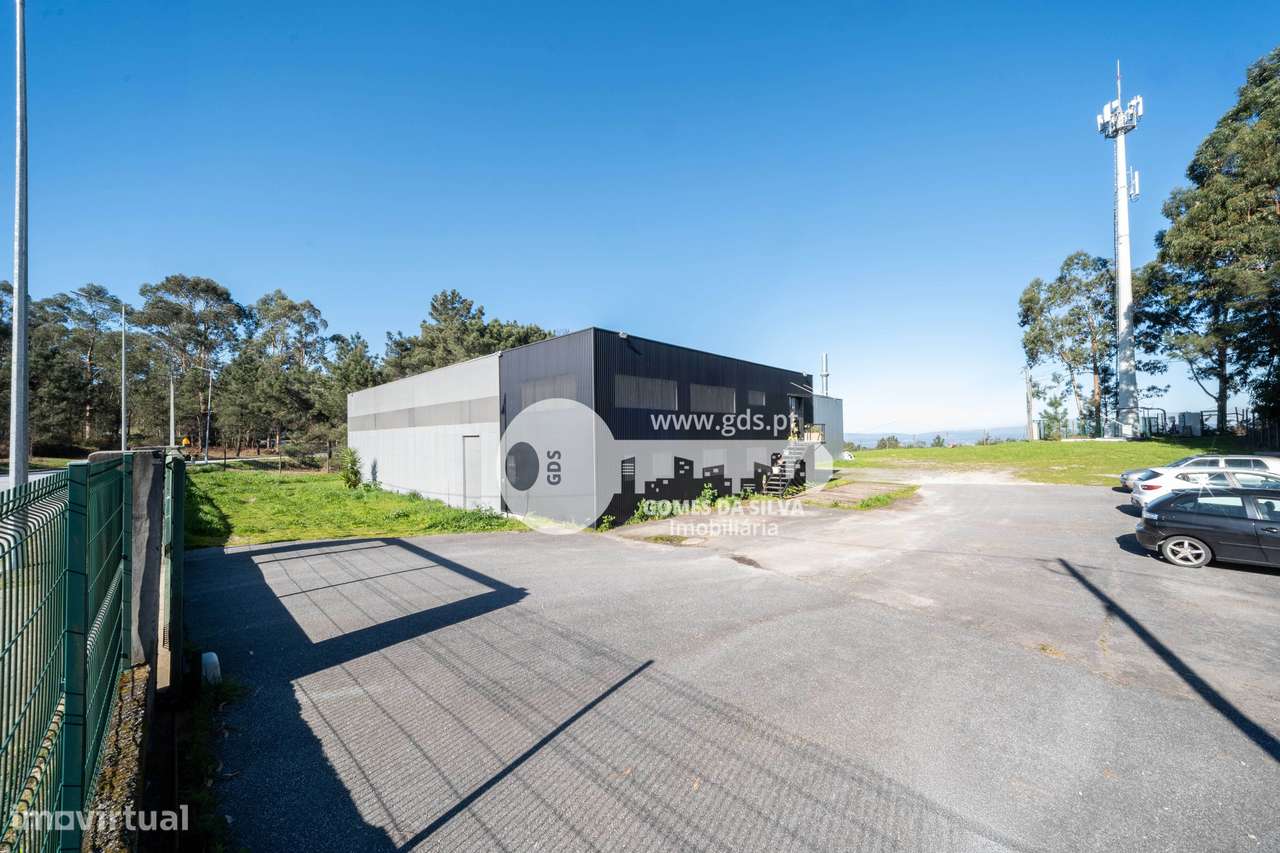 Pavilhão Industrial com lote de 5.850m2 em Espinho - Grande imagem: 5/15