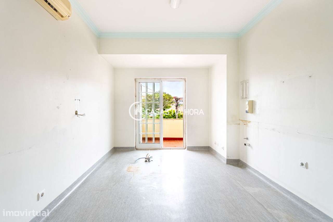Andar de Moradia  convertida em clínica | Potencial para habitação ...-15